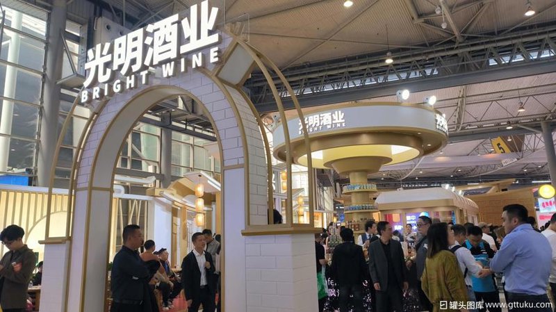把握白酒品牌加盟趋势：掘金千亿行业